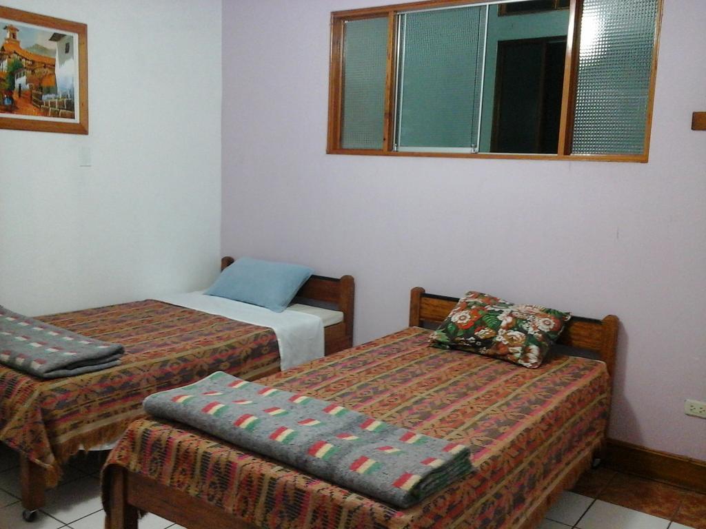 Hostal Yaki Lima Kamer foto